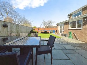 Photo 18- click for photo gallery